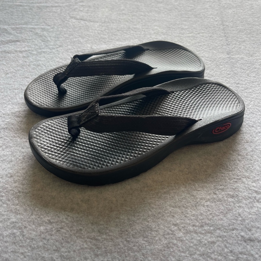 Chaco Black Sandals Kids Size 1